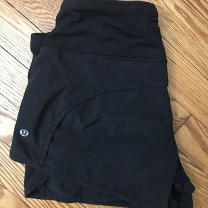 Lululemon shorts Sz 4